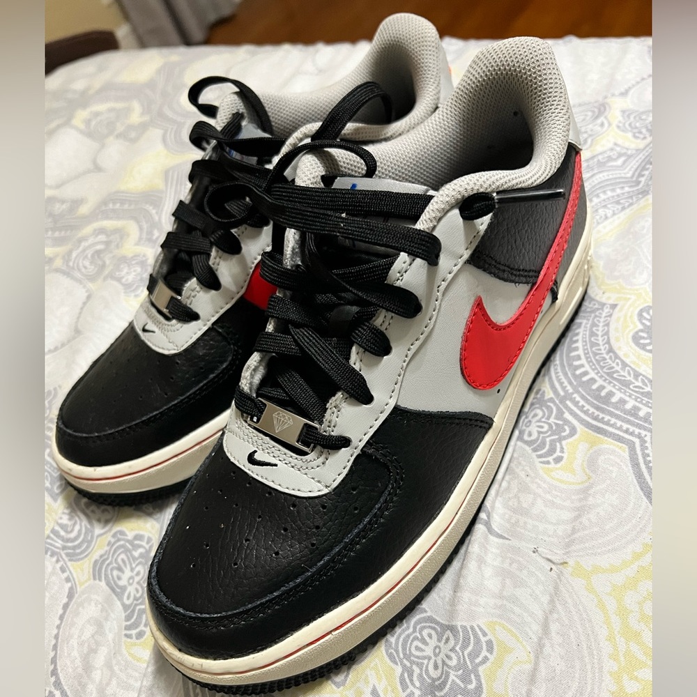 Nike Air Force One Black/Silver/Red Size 6Y